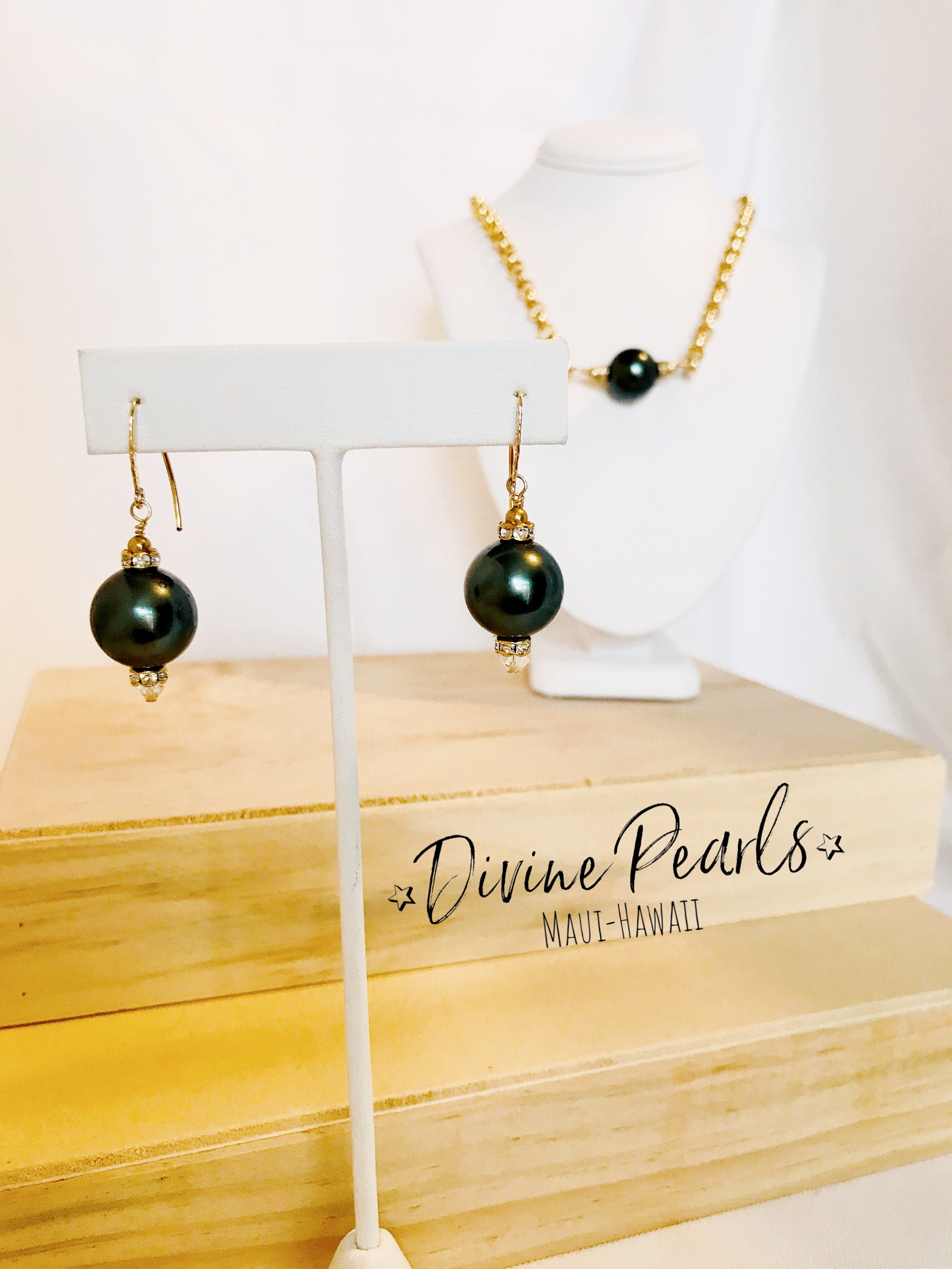 Black Pearl necklace