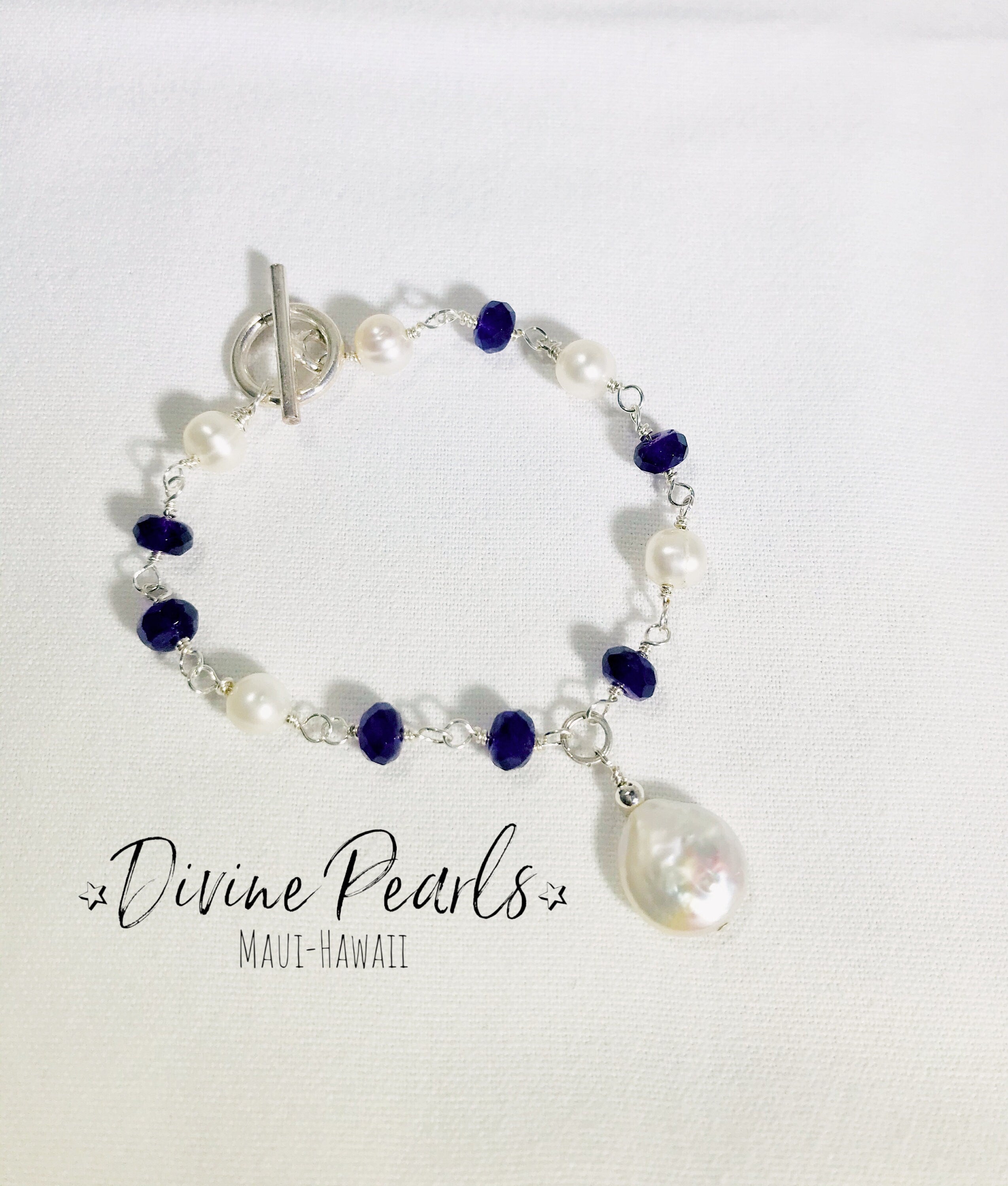 white freshwater pearls & Amethyst