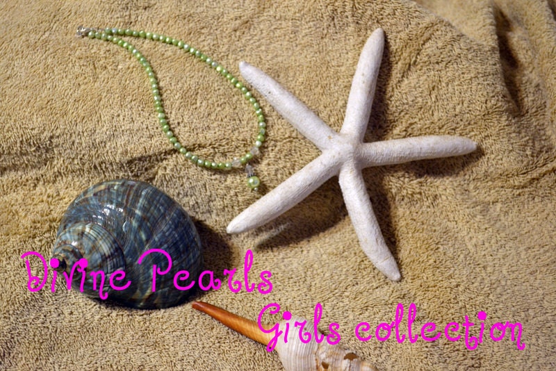 Little Girls Pearls Necklace