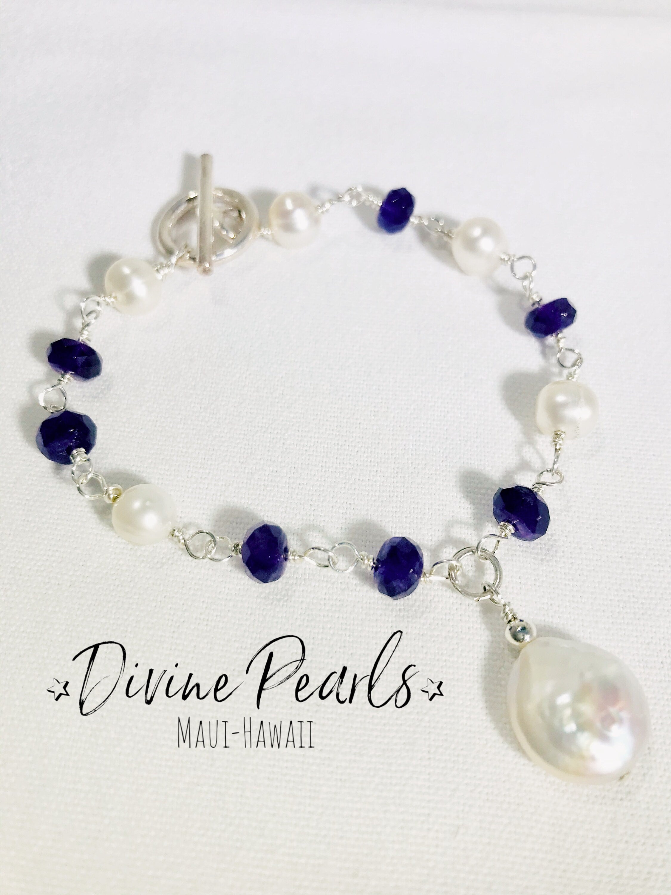 white freshwater pearls & Amethyst
