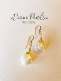 White freshwater pearls earrings