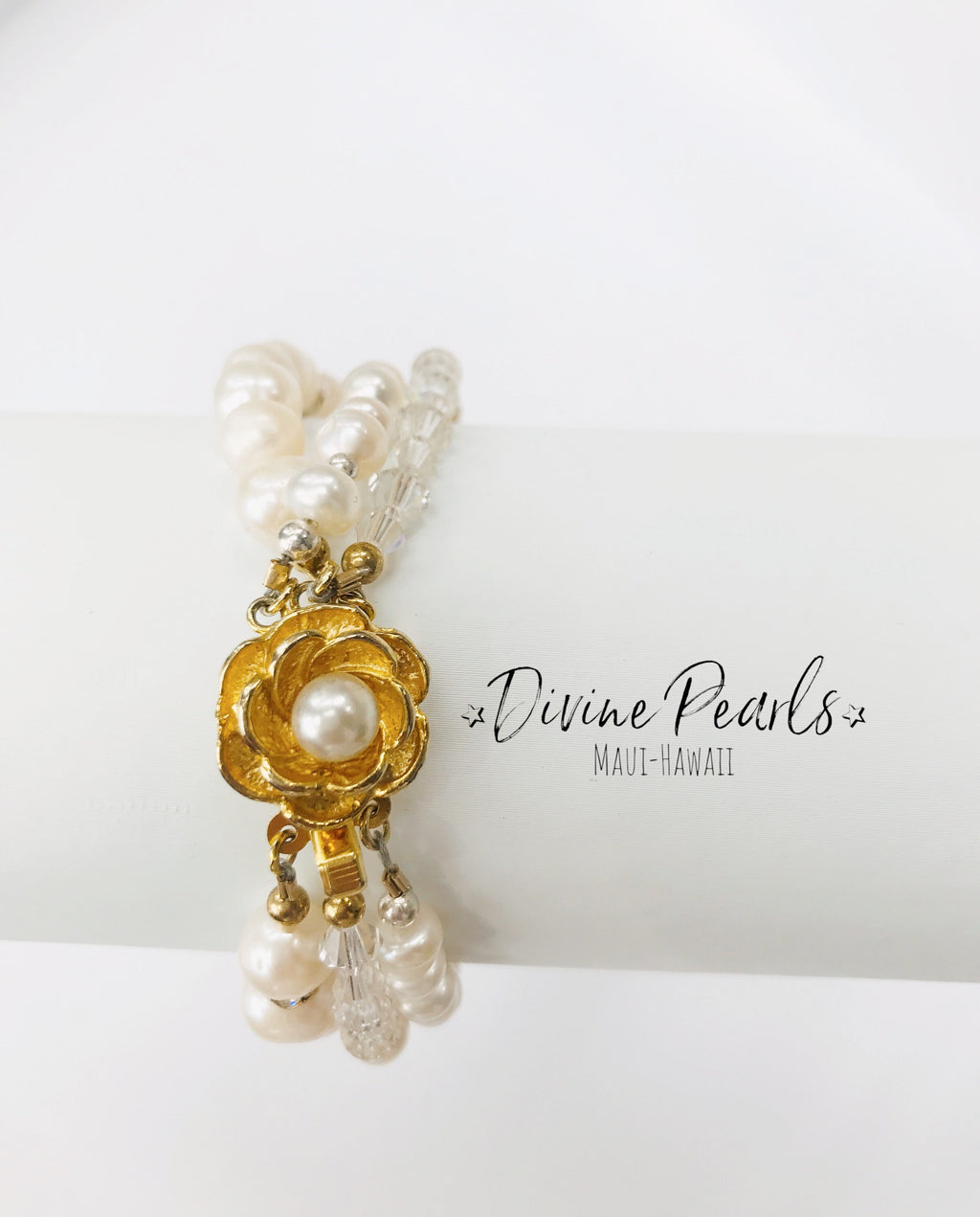 White gold flower bracelet